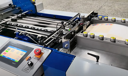 AOQI Air suction folding machine with continuous-load suction feeder