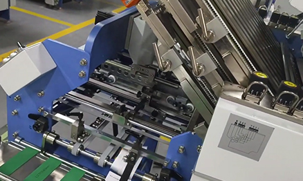 530TS-6-parallel-folds-and-cross-fold-booklet-paper-folding-machine